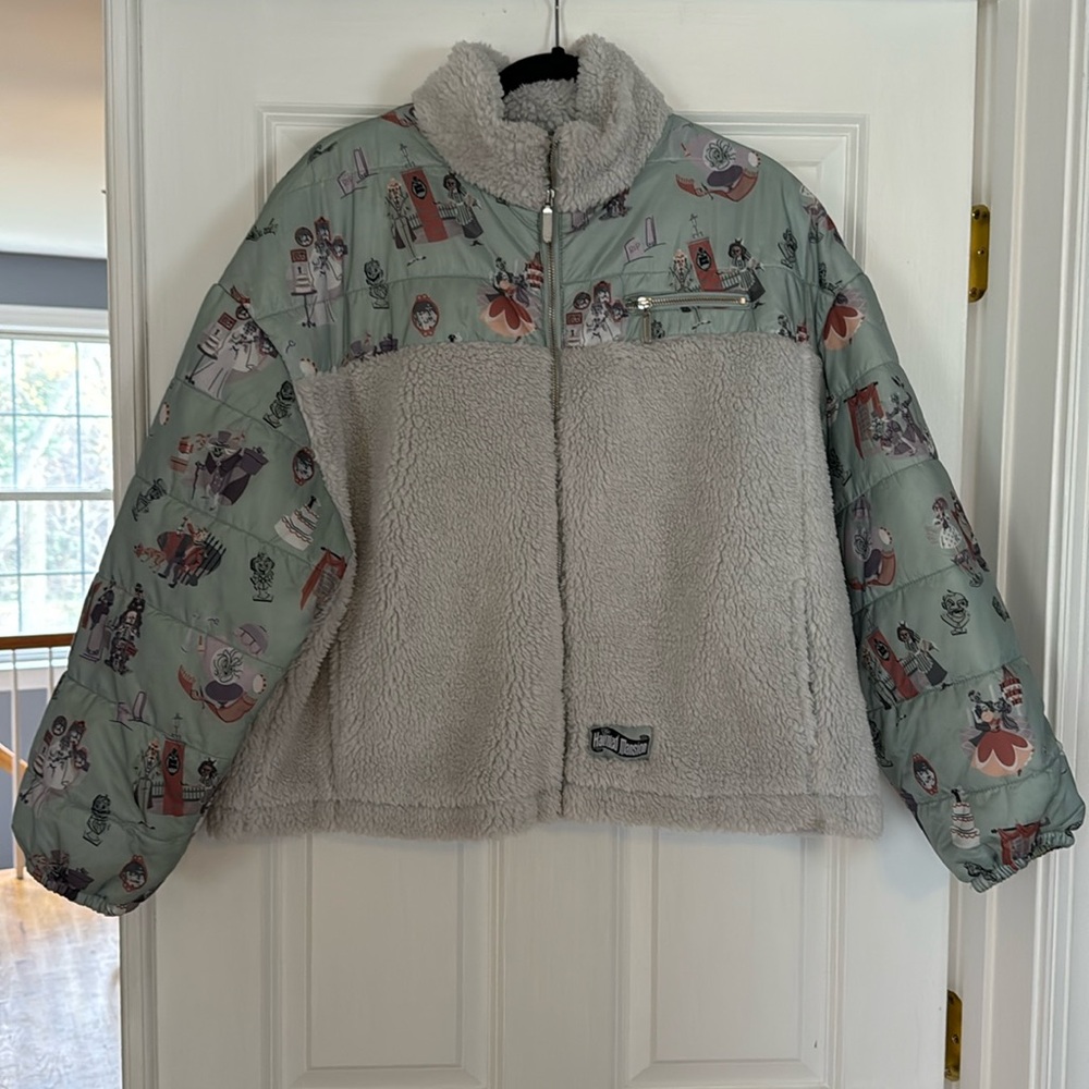 Disney Parks Haunted Mansion Puffer Sherpa Jacket Womens XL NWT